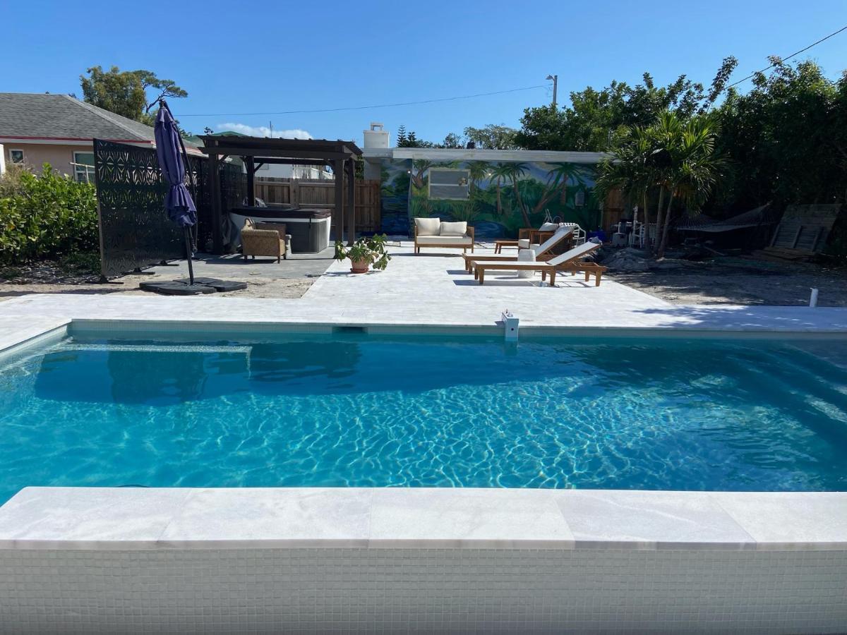 Jungle Cottage With Luxury Pool, Hot Tub And More! Lake Worth Beach Kültér fotó